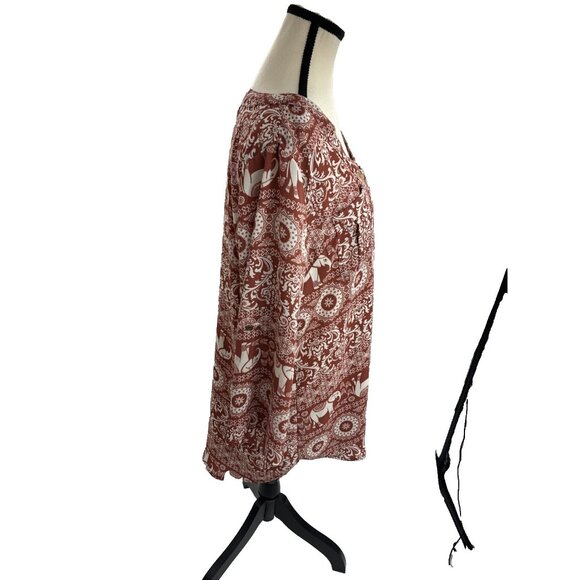 Rue21 Womens L Red White Boho Elephant Print Blouse Tunic Top Zip Front - Picture 3 of 6
